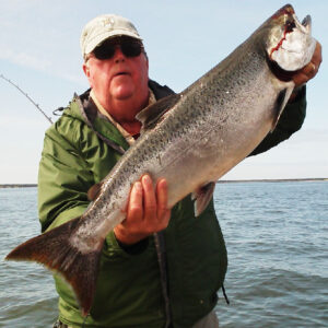 Salmon fishing guide in Oregon
